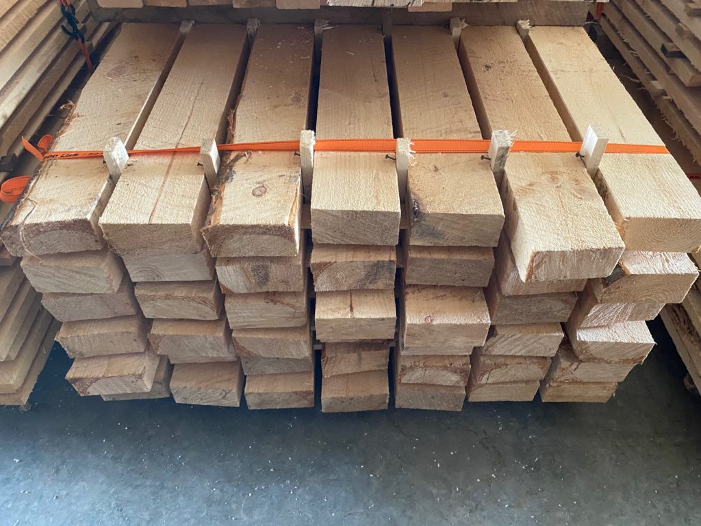 How to Store Lumber to Prevent Warping 4 IMG 0368