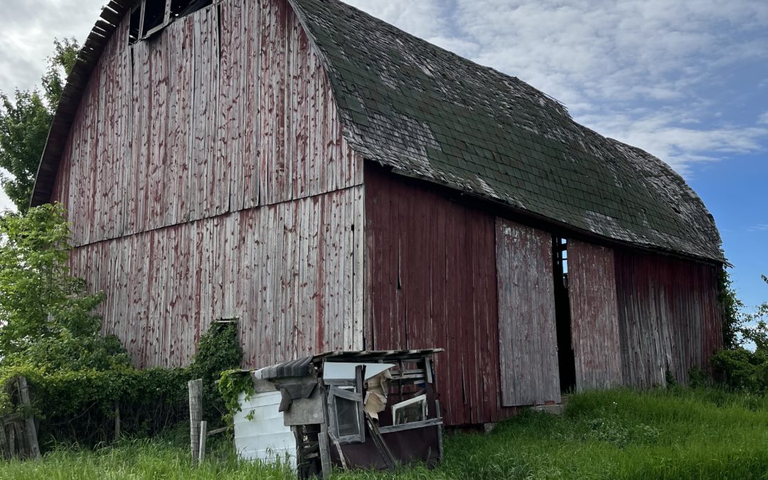 Old Michigan barn forsale