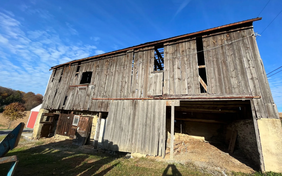 Antique Timber Frame Barn 24×36 | Hand-Hewn Oak & Chestnut